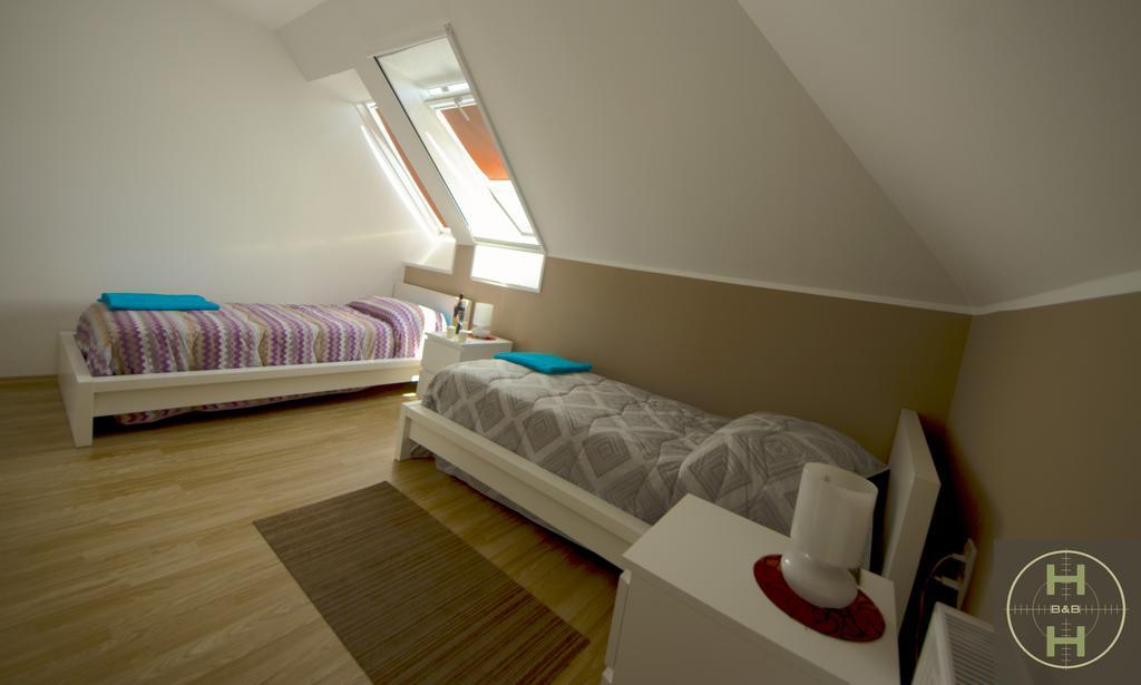 Hunters House Kft Bed And Breakfast Toltestava 外观 照片