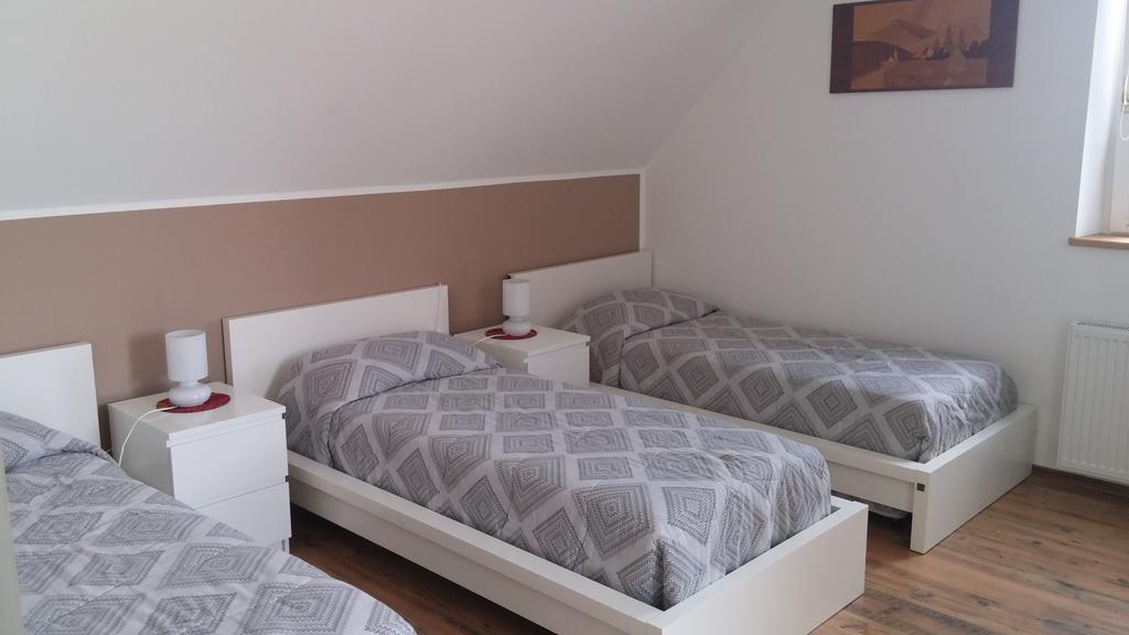 Hunters House Kft Bed And Breakfast Toltestava 外观 照片
