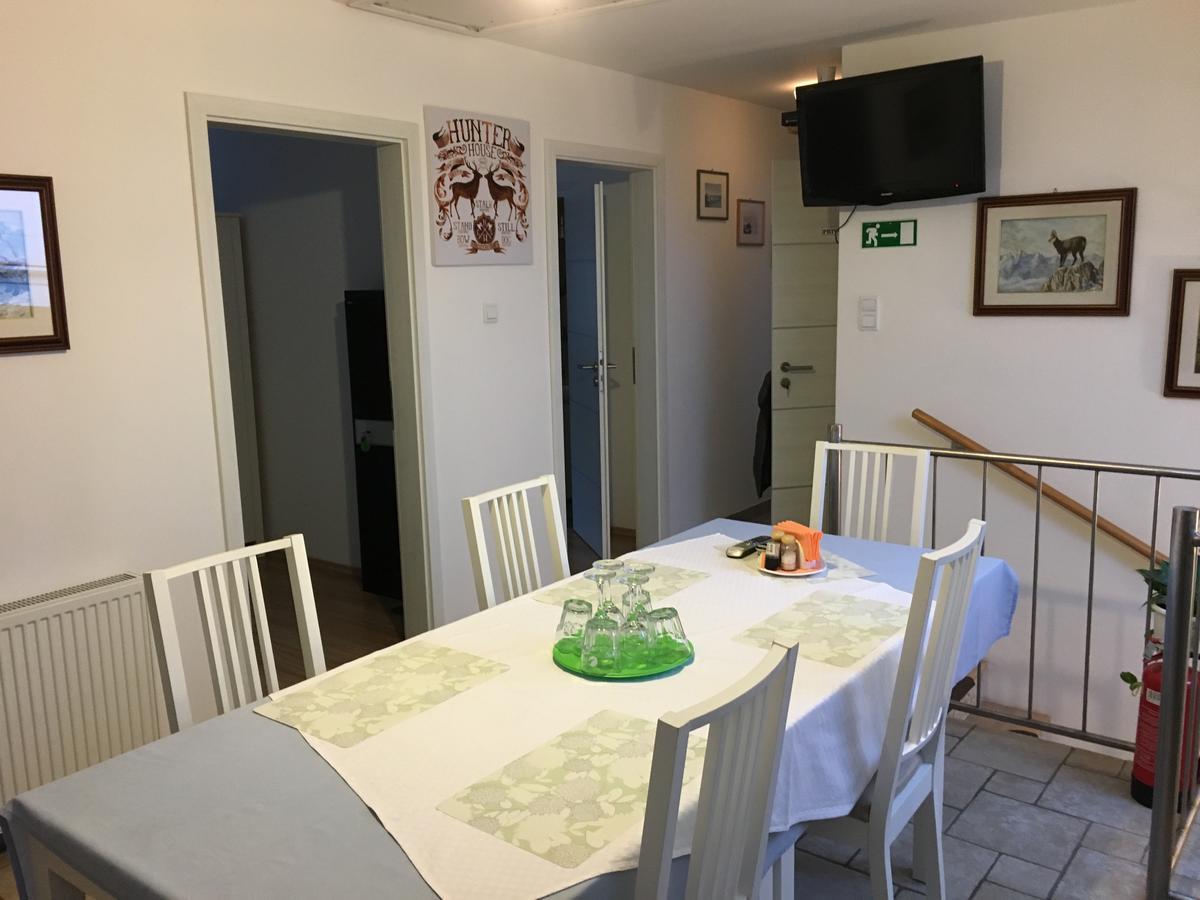 Hunters House Kft Bed And Breakfast Toltestava 外观 照片